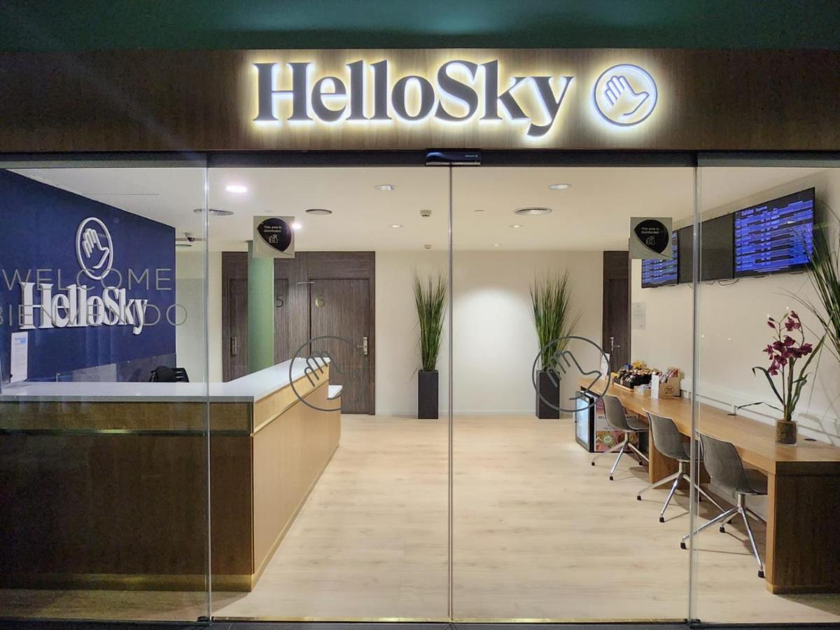 Hellosky Air Rooms Madrid Eksteriør billede