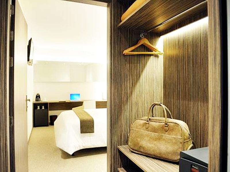Hellosky Air Rooms Madrid Eksteriør billede